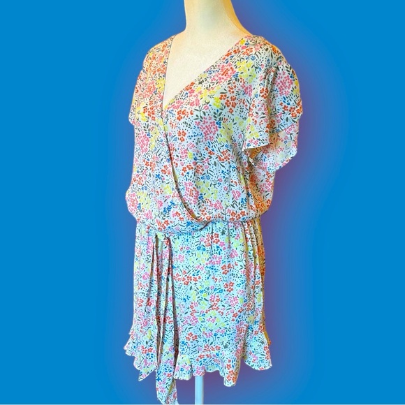LOFT, LIKE NEW FLORAL WRAP ROMPER, Sz 6 - Picture 4 of 11